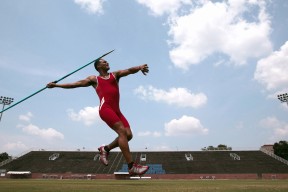 九游官方网站-穆古鲁扎2-0横扫FPX创纪录，逆天爆冷引爆全场